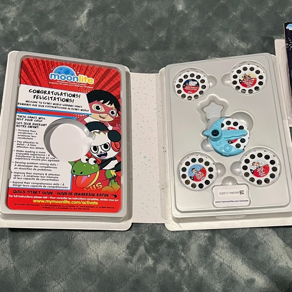 Moonlite Story Projector Bundle 3 Sets Projector 5 Games‎ 2 Extra Projectors